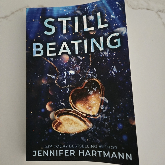 Still Beating by Jennifer Hartmann - Picture 1 of 2